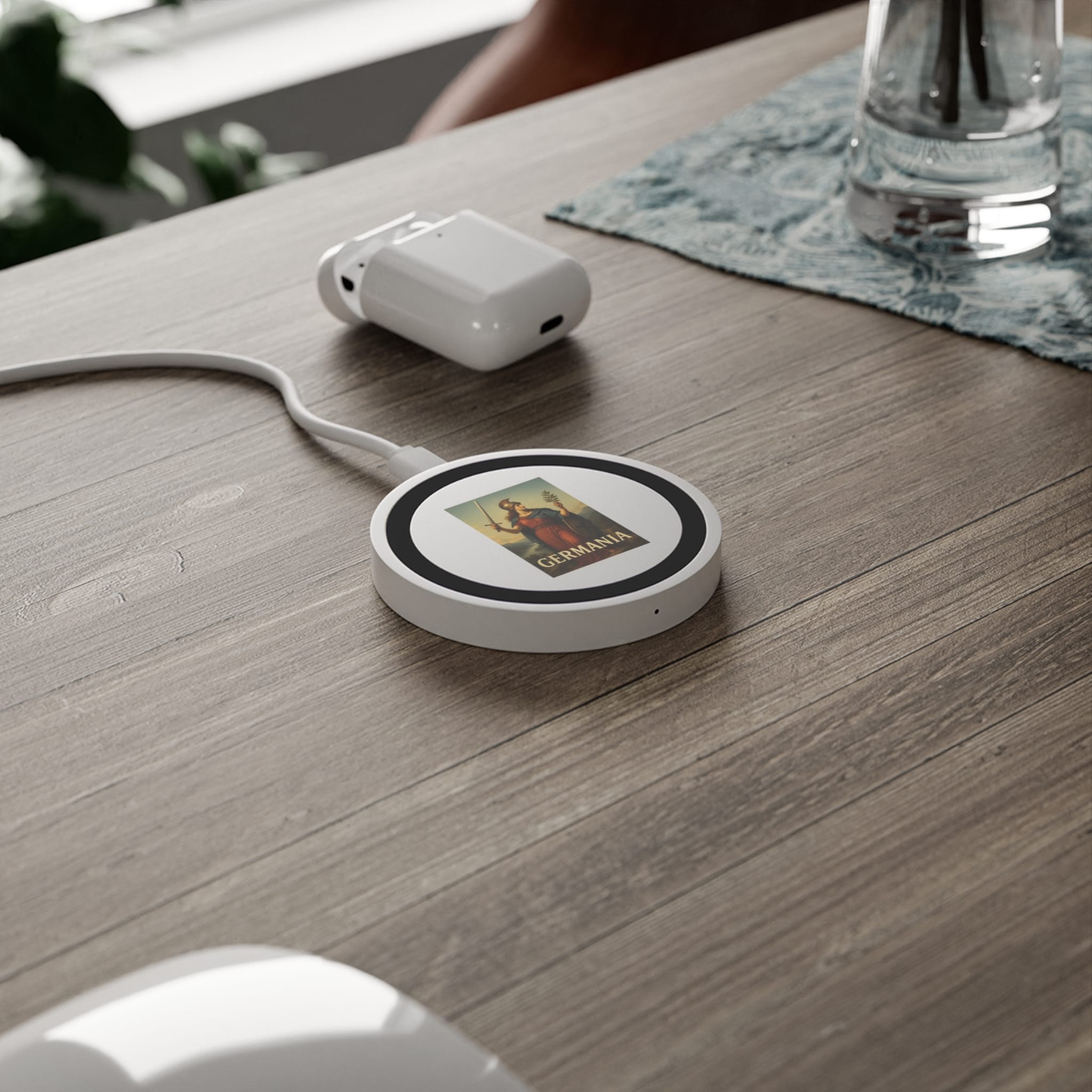 Germania Wireless Charging Pad - Image 2