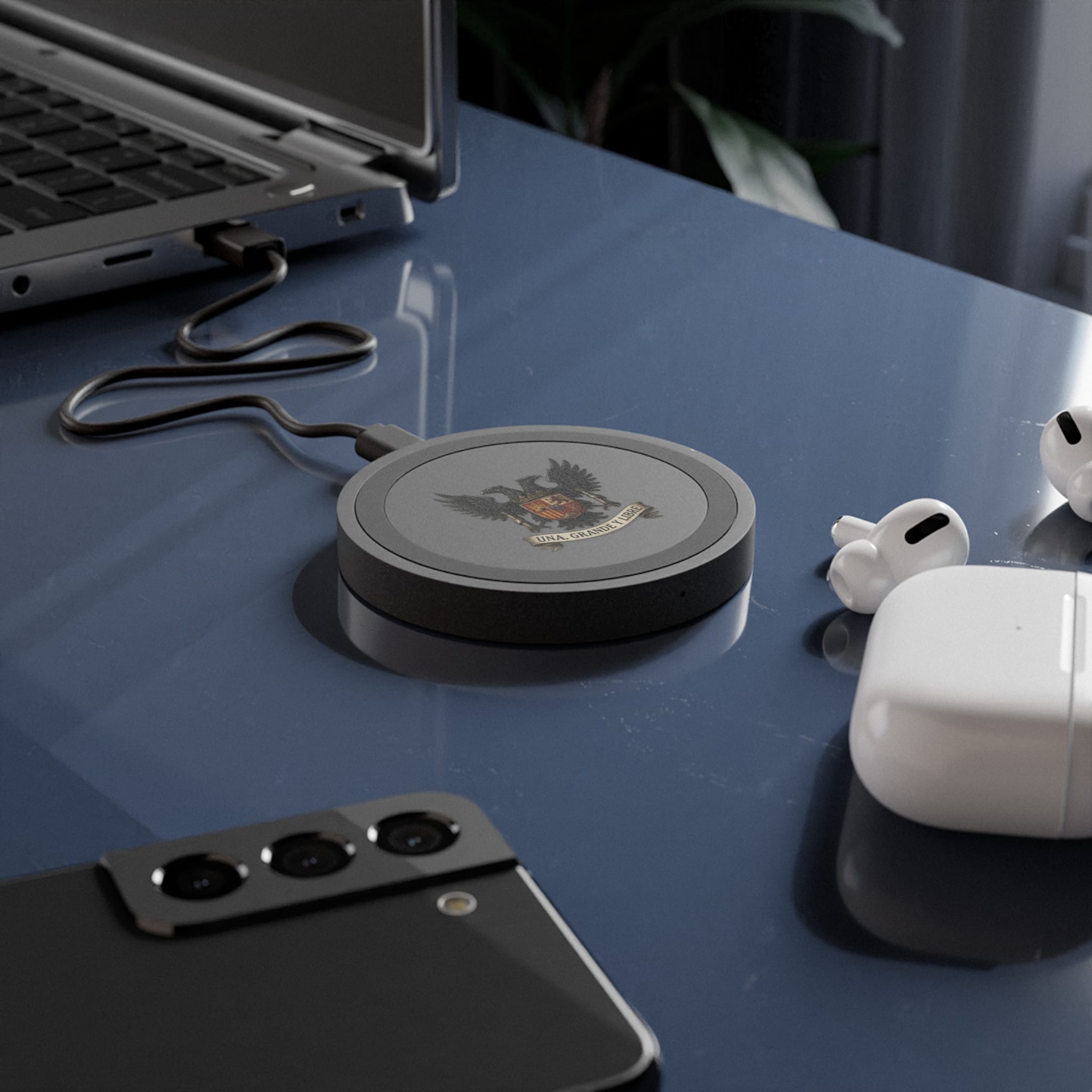 Una, Grande Y Libre Wireless Charging Pad - Image 6